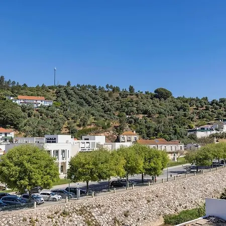 Jalles דירה אלנקר