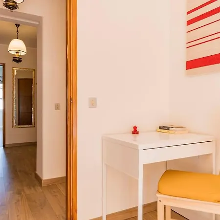 Apartament Jalles *