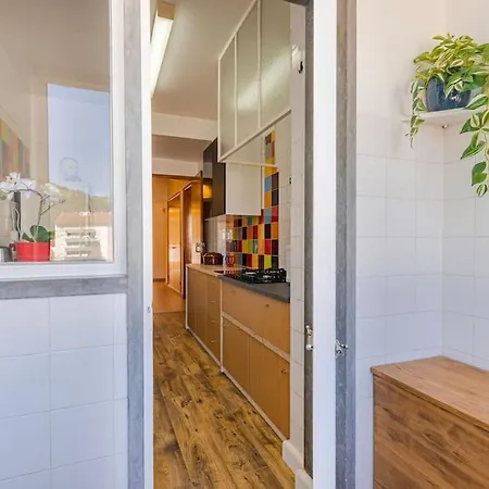 Apartament Jalles *